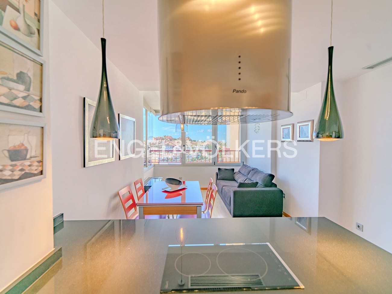 Lejlighed til salg i Alicante by med swimmingpool garage - € 295.000 (Ref: 8956217)