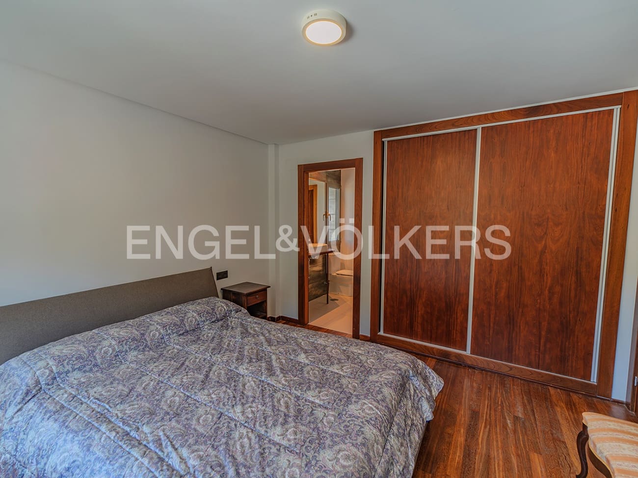 5 soveværelse Villa til salg i Alicante by med swimmingpool garage - € 1.350.000 (Ref: 8971052)