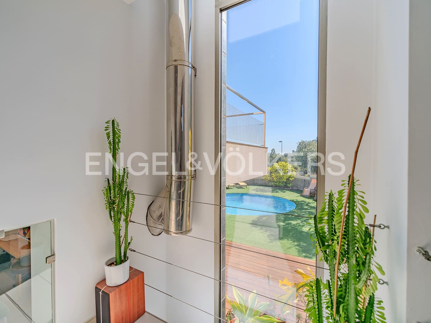 5 soveværelse Villa til salg i Alicante by med swimmingpool garage - € 1.350.000 (Ref: 8971052)