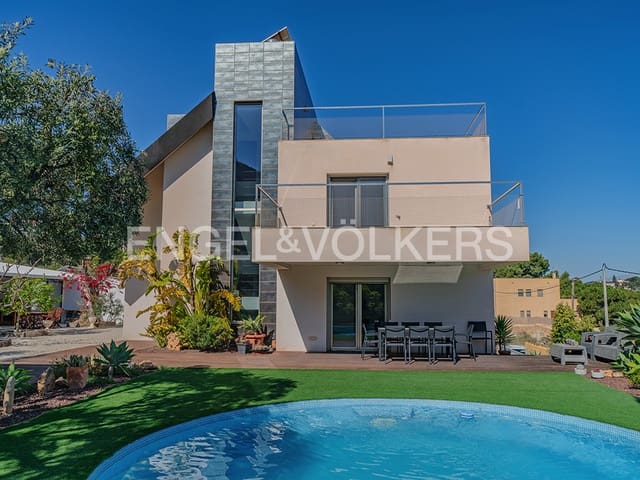 5 soveværelse Villa til salg i Vistahermosa, Alicante by med swimmingpool garage - € 1.400.000 (Ref: 8971052)