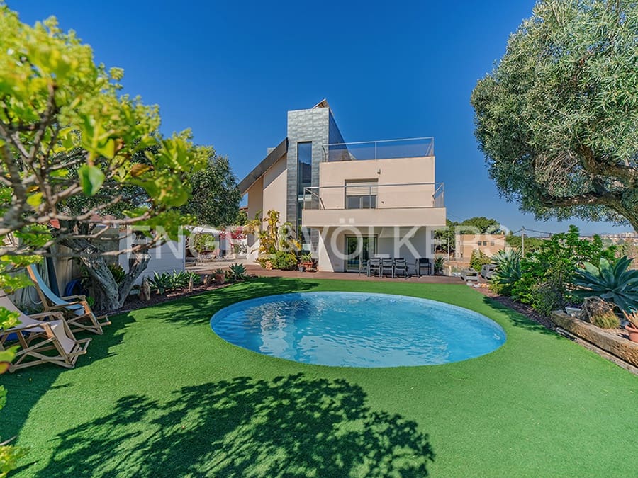 5 soveværelse Villa til salg i Alicante by med swimmingpool garage - € 1.350.000 (Ref: 8971052)