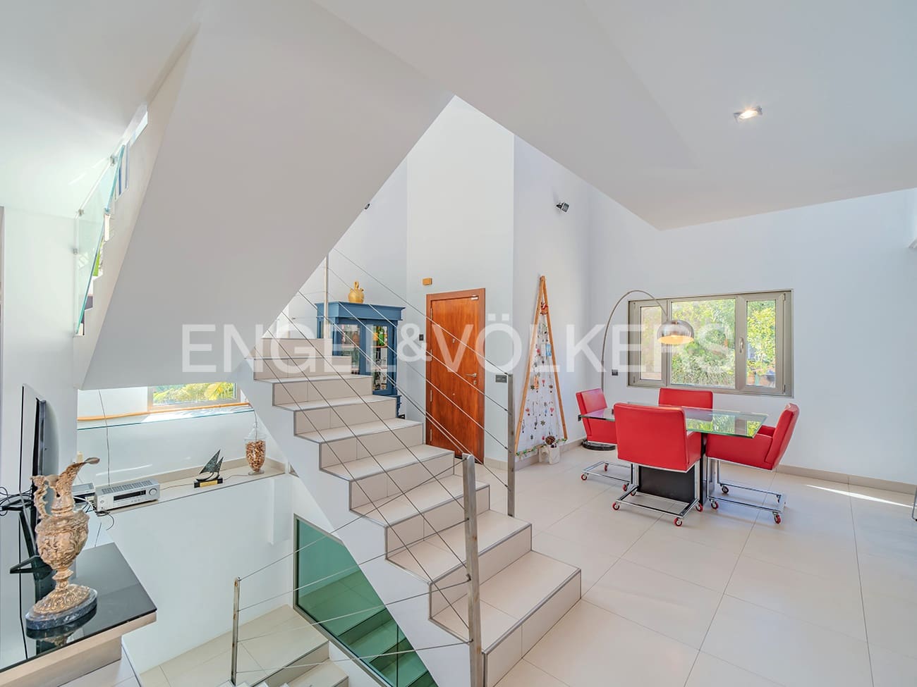 5 soveværelse Villa til salg i Alicante by med swimmingpool garage - € 1.350.000 (Ref: 8971052)