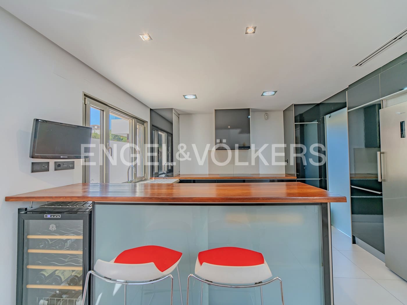 5 soveværelse Villa til salg i Alicante by med swimmingpool garage - € 1.350.000 (Ref: 8971052)