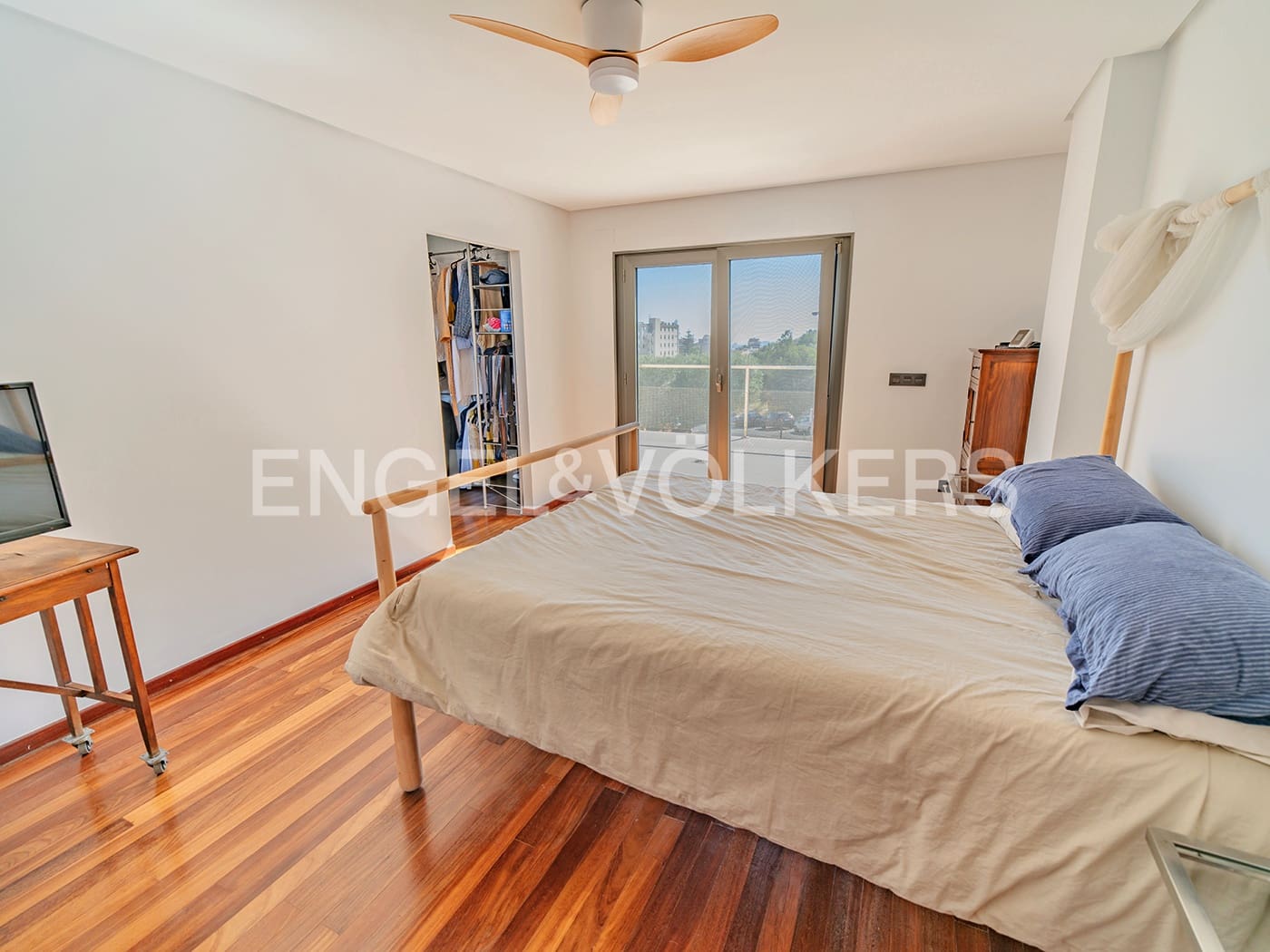 5 soveværelse Villa til salg i Alicante by med swimmingpool garage - € 1.350.000 (Ref: 8971052)