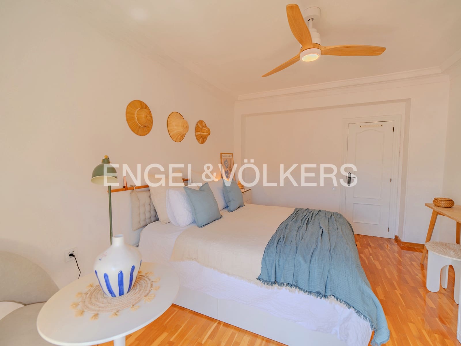 4 soveværelse Lejlighed til salg i Alicante by - € 390.000 (Ref: 9032654)