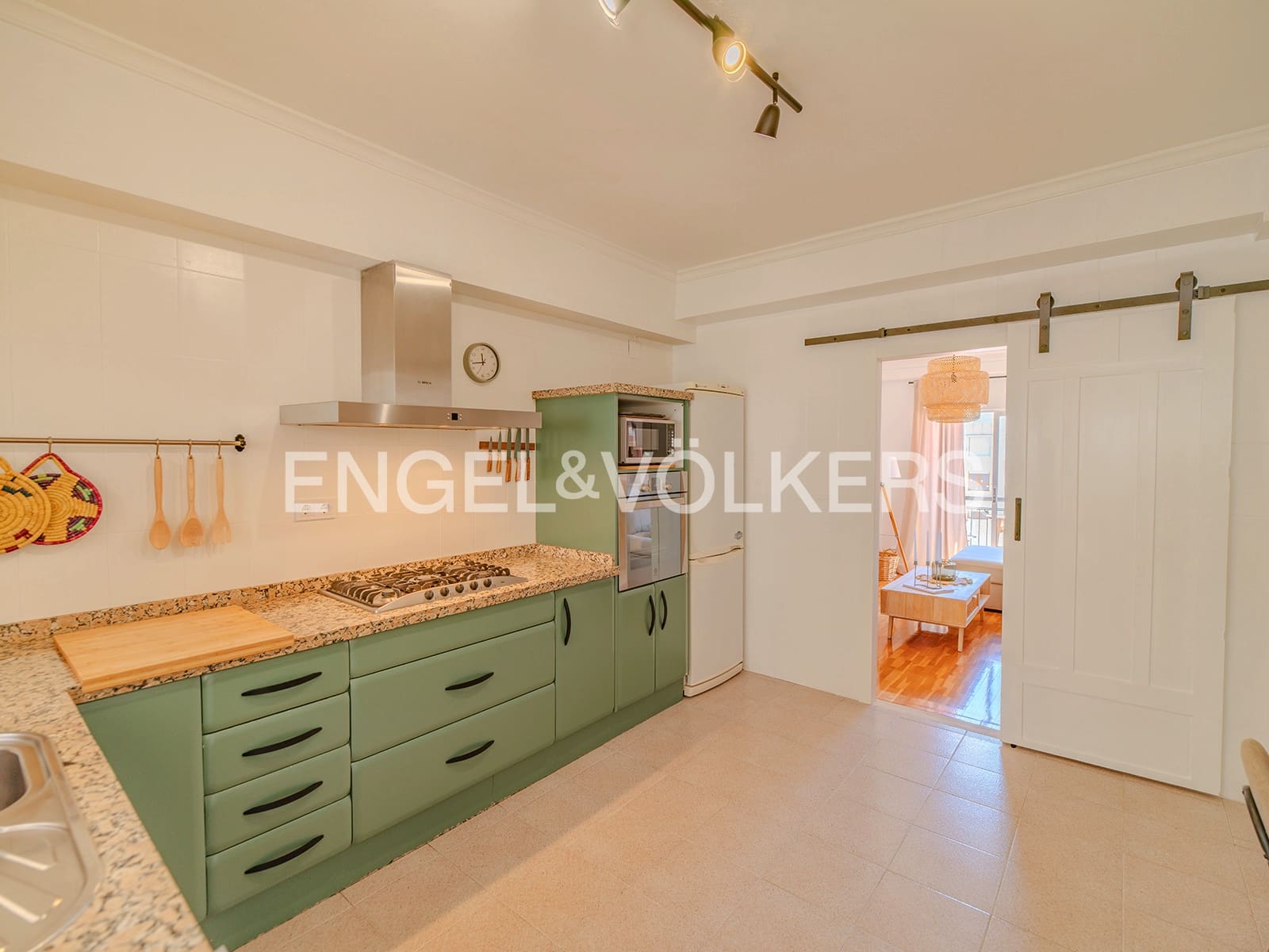 4 soveværelse Lejlighed til salg i Alicante by - € 390.000 (Ref: 9032654)