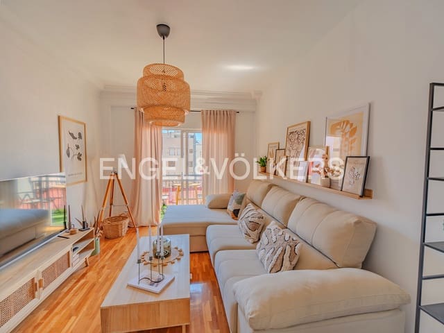 4 soverom Leilighet til salgs i Barrio del Centro, Alicante by - € 390 000 (Ref: 9032654)