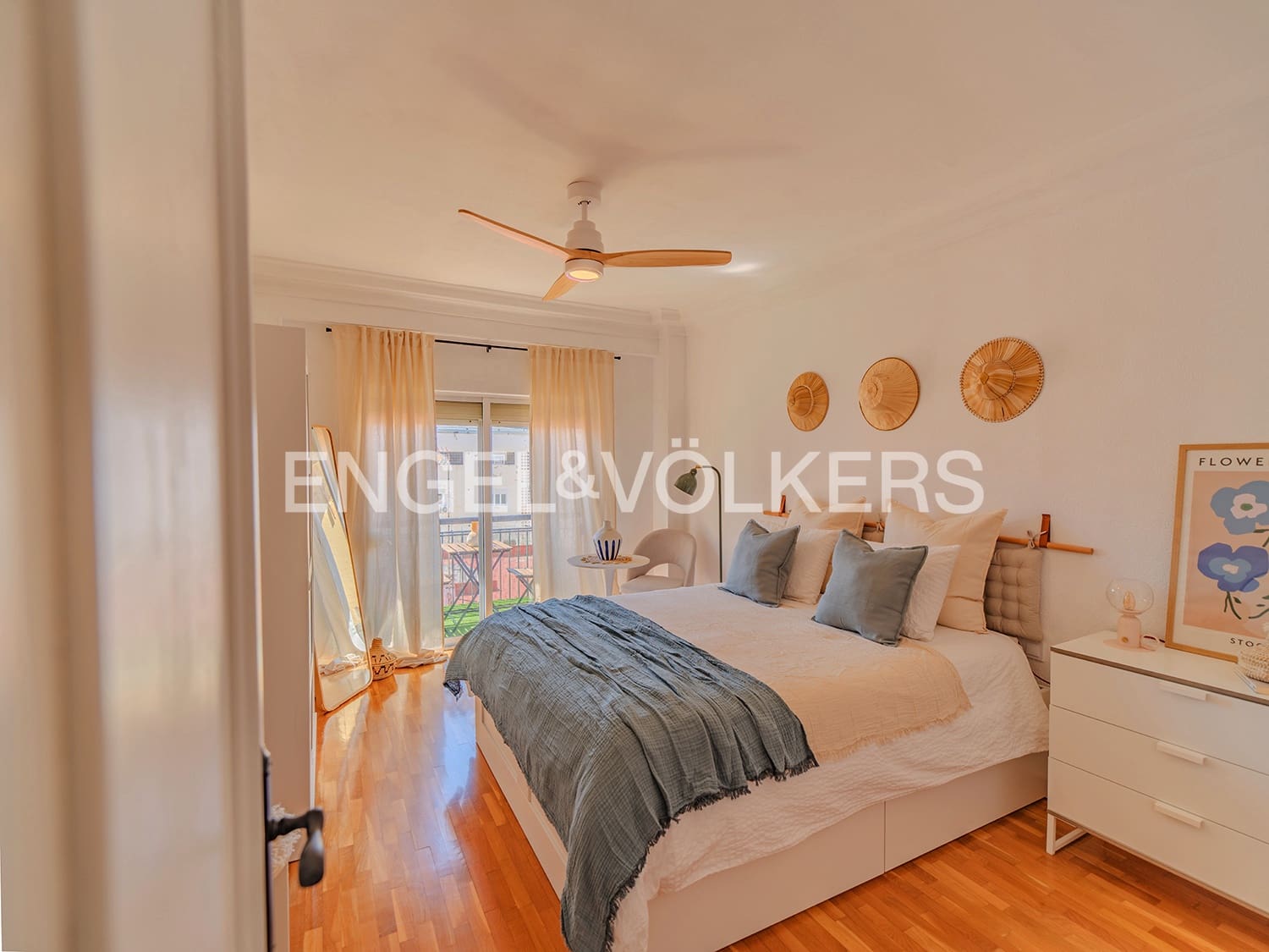 4 soveværelse Lejlighed til salg i Alicante by - € 390.000 (Ref: 9032654)