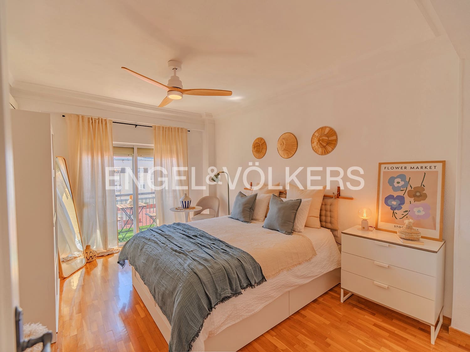 4 soveværelse Lejlighed til salg i Alicante by - € 390.000 (Ref: 9032654)