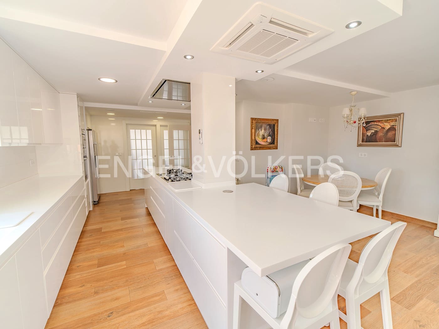 5 soveværelse Penthouse til salg i Alicante by med swimmingpool garage - € 1.370.000 (Ref: 9032730)