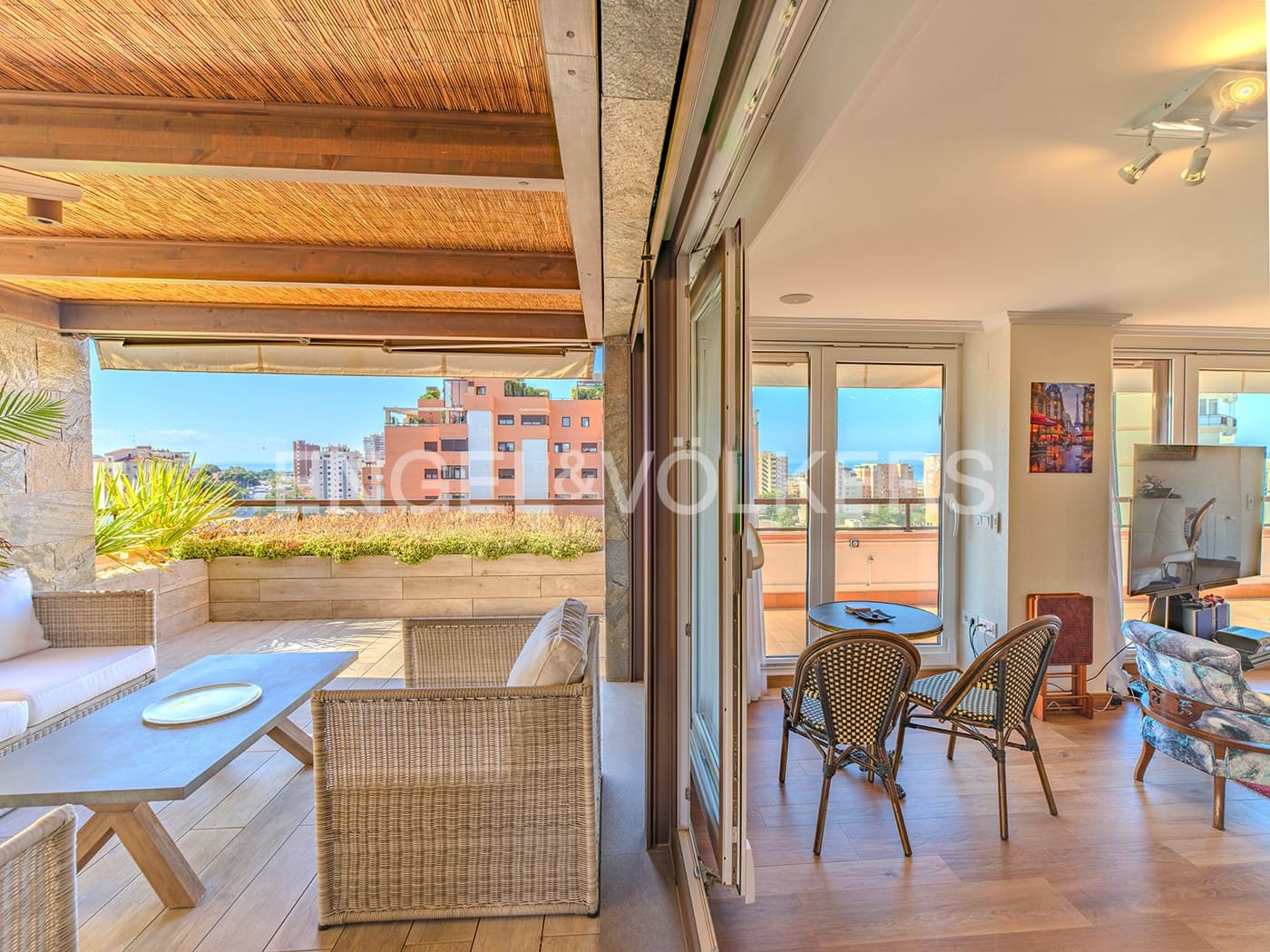 5 soveværelse Penthouse til salg i Alicante by med swimmingpool garage - € 1.370.000 (Ref: 9032730)