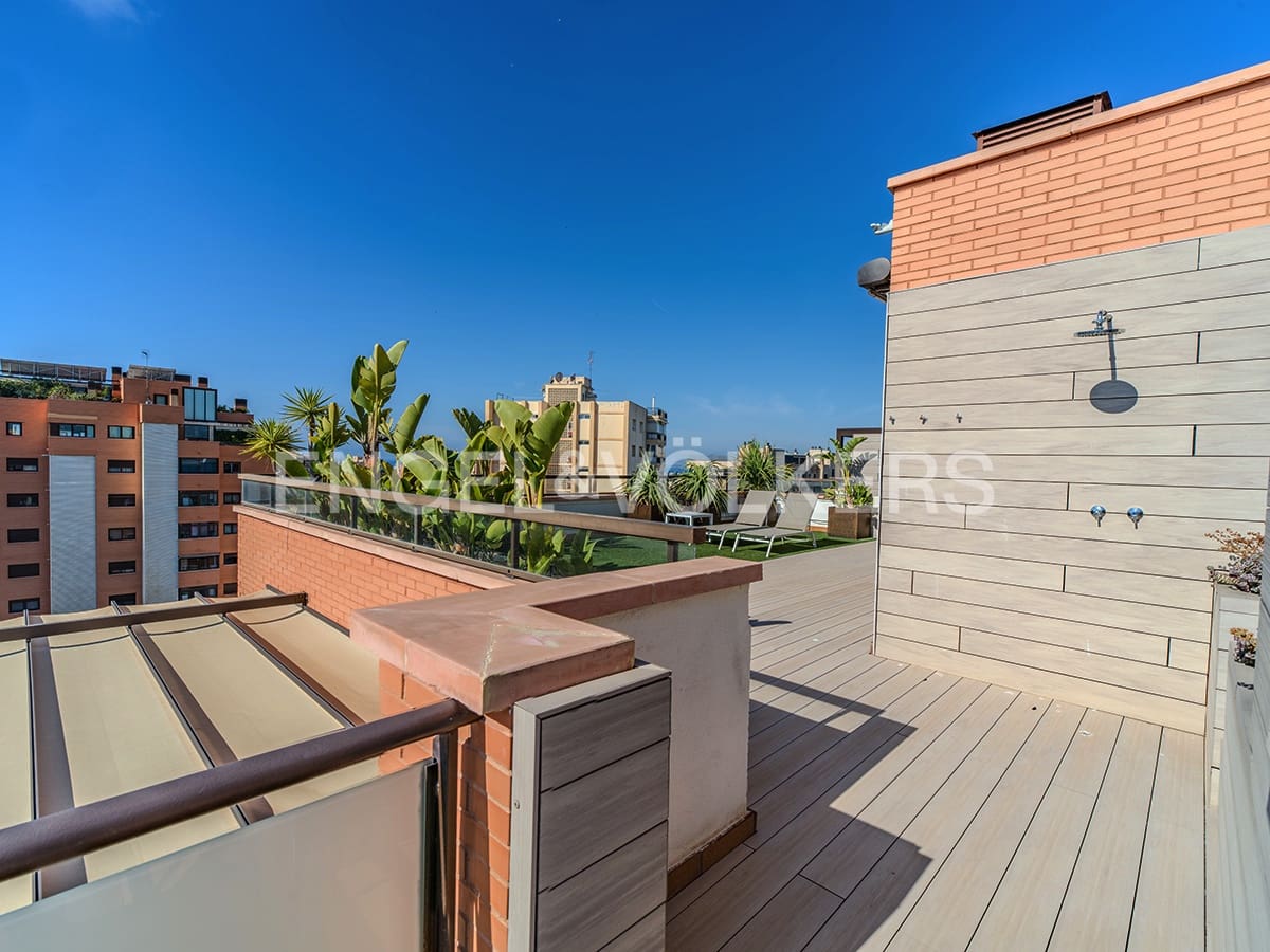 5 soveværelse Penthouse til salg i Alicante by med swimmingpool garage - € 1.370.000 (Ref: 9032730)