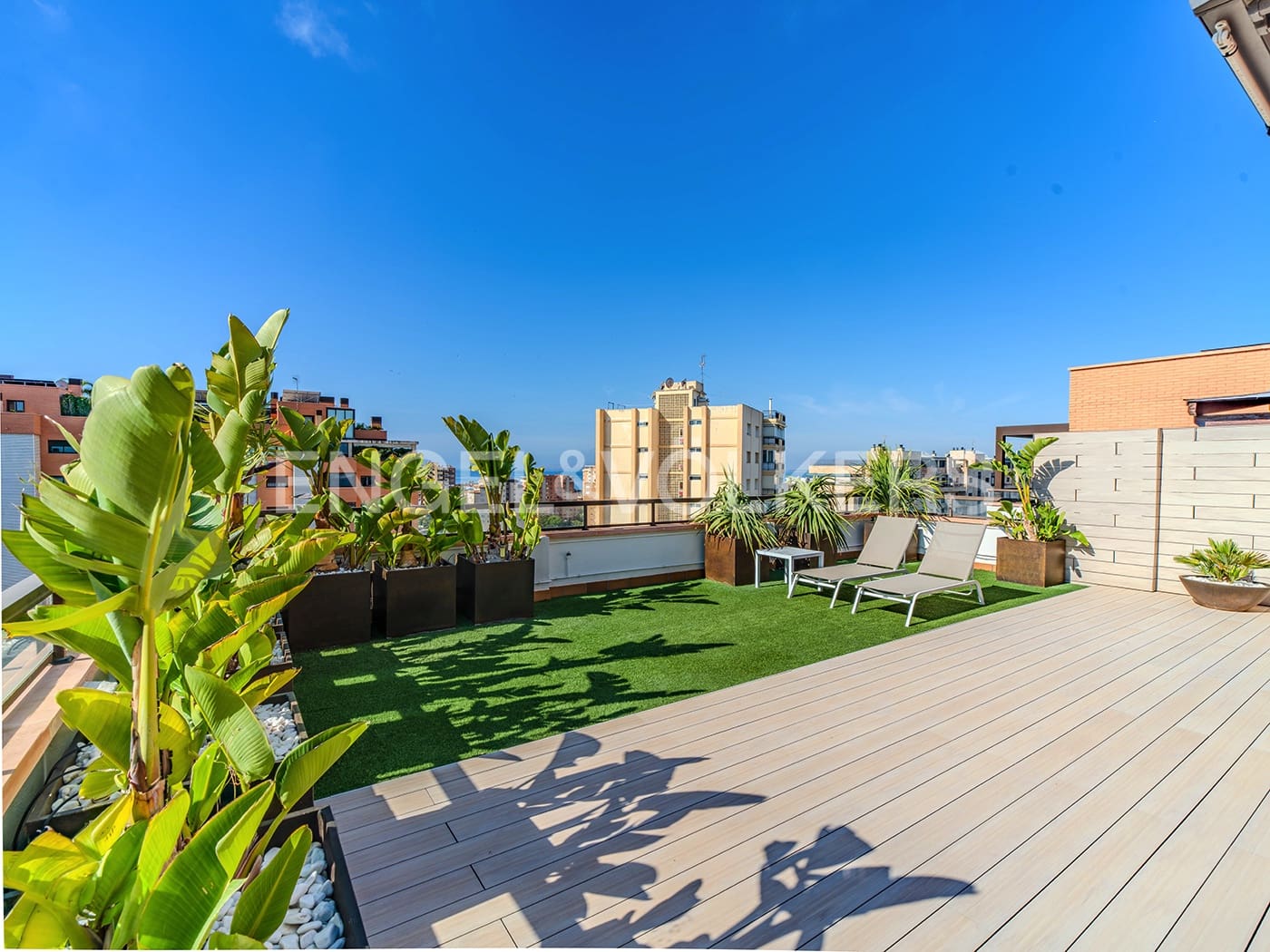 5 soveværelse Penthouse til salg i Alicante by med swimmingpool garage - € 1.370.000 (Ref: 9032730)