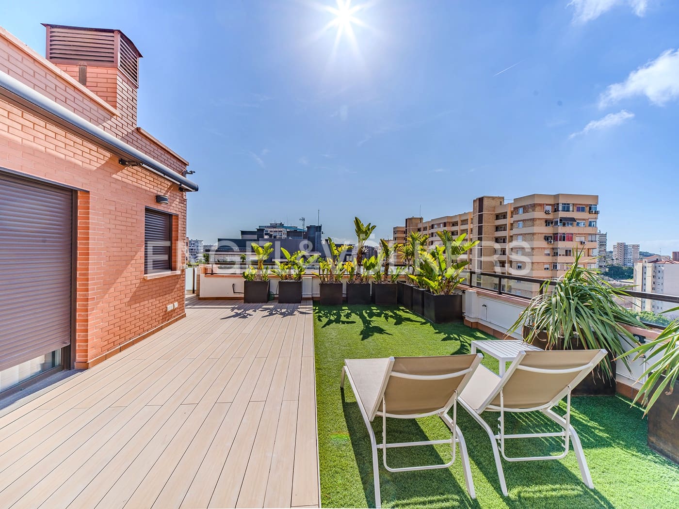 5 soveværelse Penthouse til salg i Alicante by med swimmingpool garage - € 1.370.000 (Ref: 9032730)