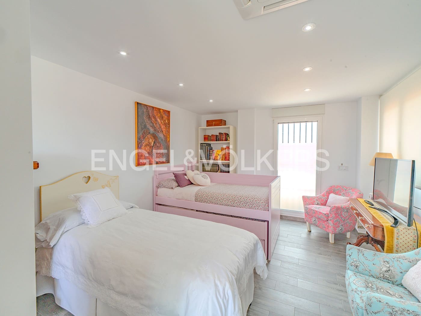 5 soveværelse Penthouse til salg i Alicante by med swimmingpool garage - € 1.370.000 (Ref: 9032730)