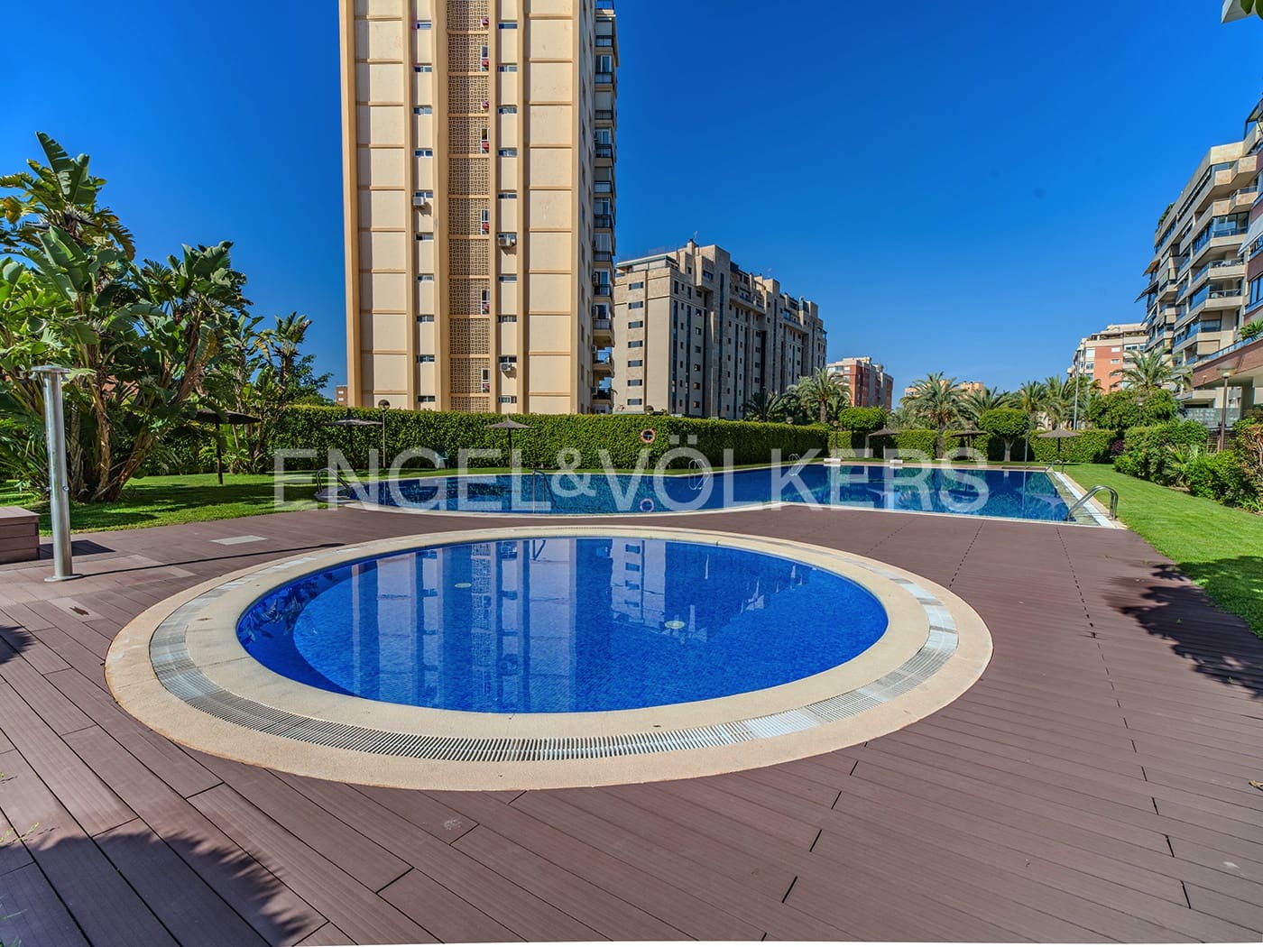 5 soveværelse Penthouse til salg i Alicante by med swimmingpool garage - € 1.370.000 (Ref: 9032730)