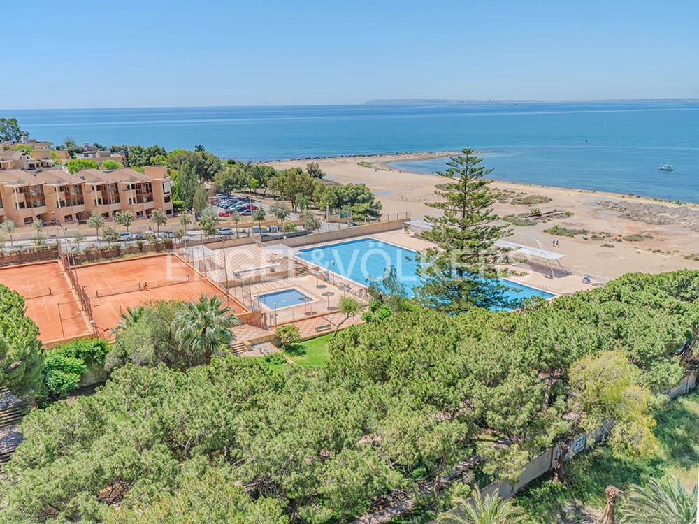 4 soveværelse Lejlighed til salg i Alicante by med swimmingpool garage - € 849.000 (Ref: 9033202)