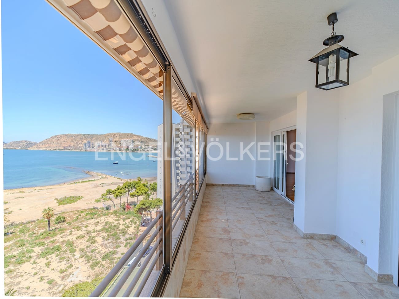 4 soveværelse Lejlighed til salg i Alicante by med swimmingpool garage - € 849.000 (Ref: 9033202)