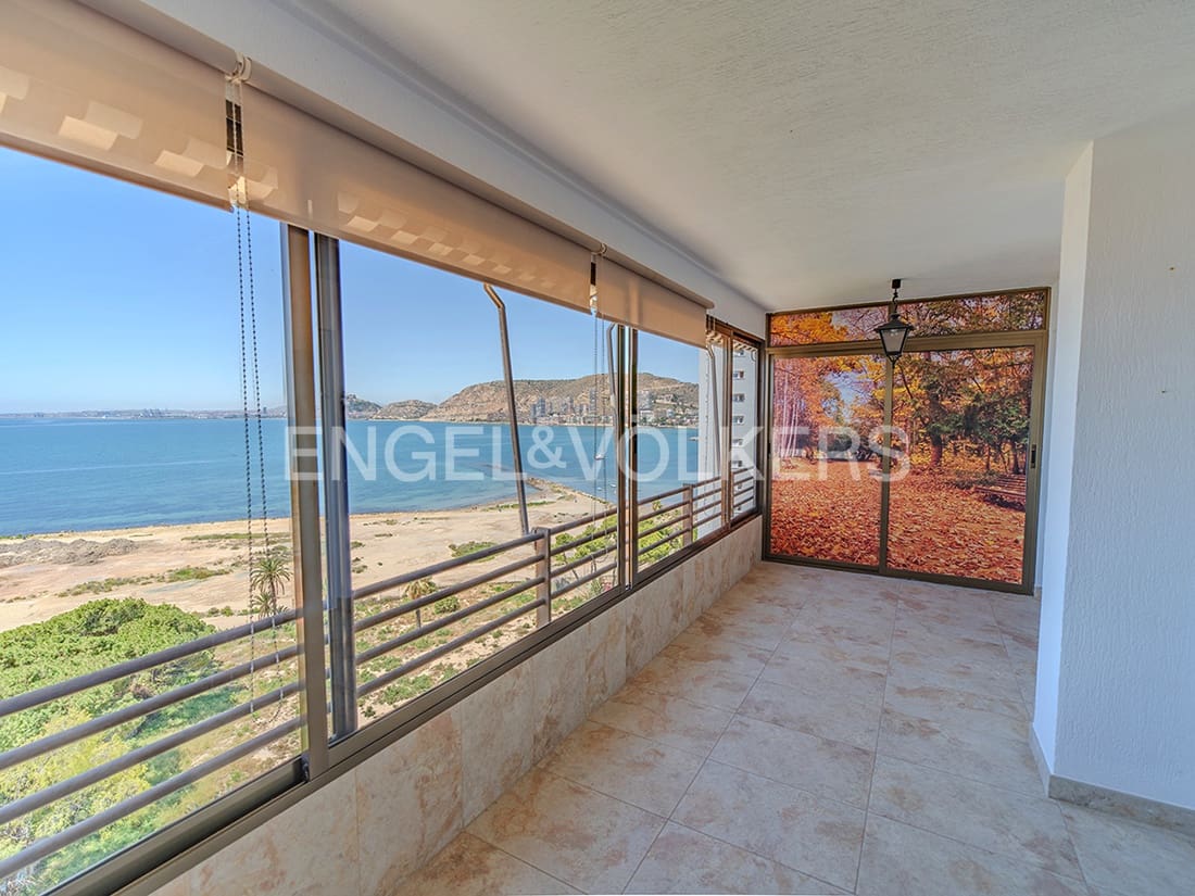 4 soveværelse Lejlighed til salg i Alicante by med swimmingpool garage - € 849.000 (Ref: 9033202)