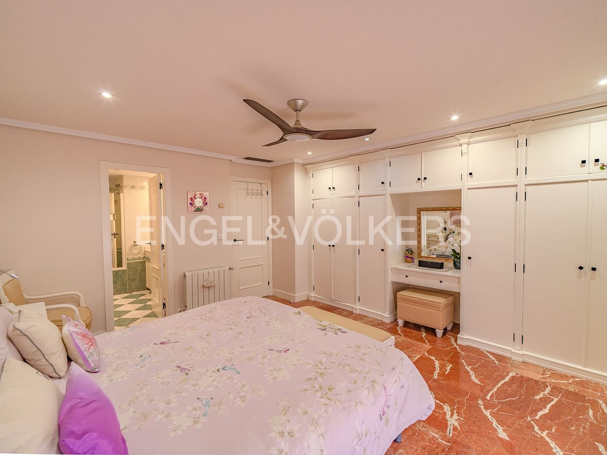 3 soveværelse Penthouse til salg i Alicante by med garage - € 490.000 (Ref: 9051809)