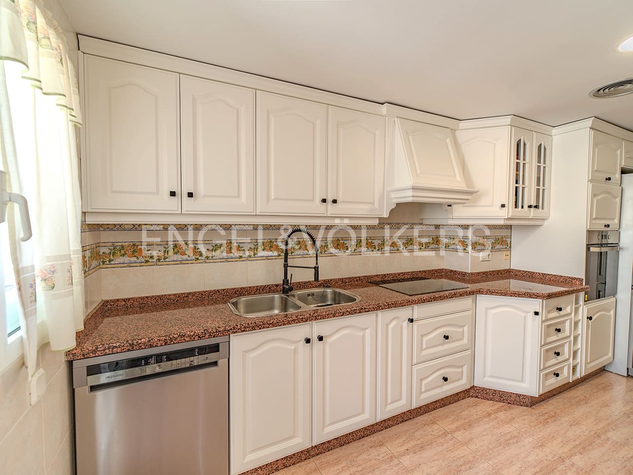 3 soveværelse Penthouse til salg i Alicante by med garage - € 490.000 (Ref: 9051809)