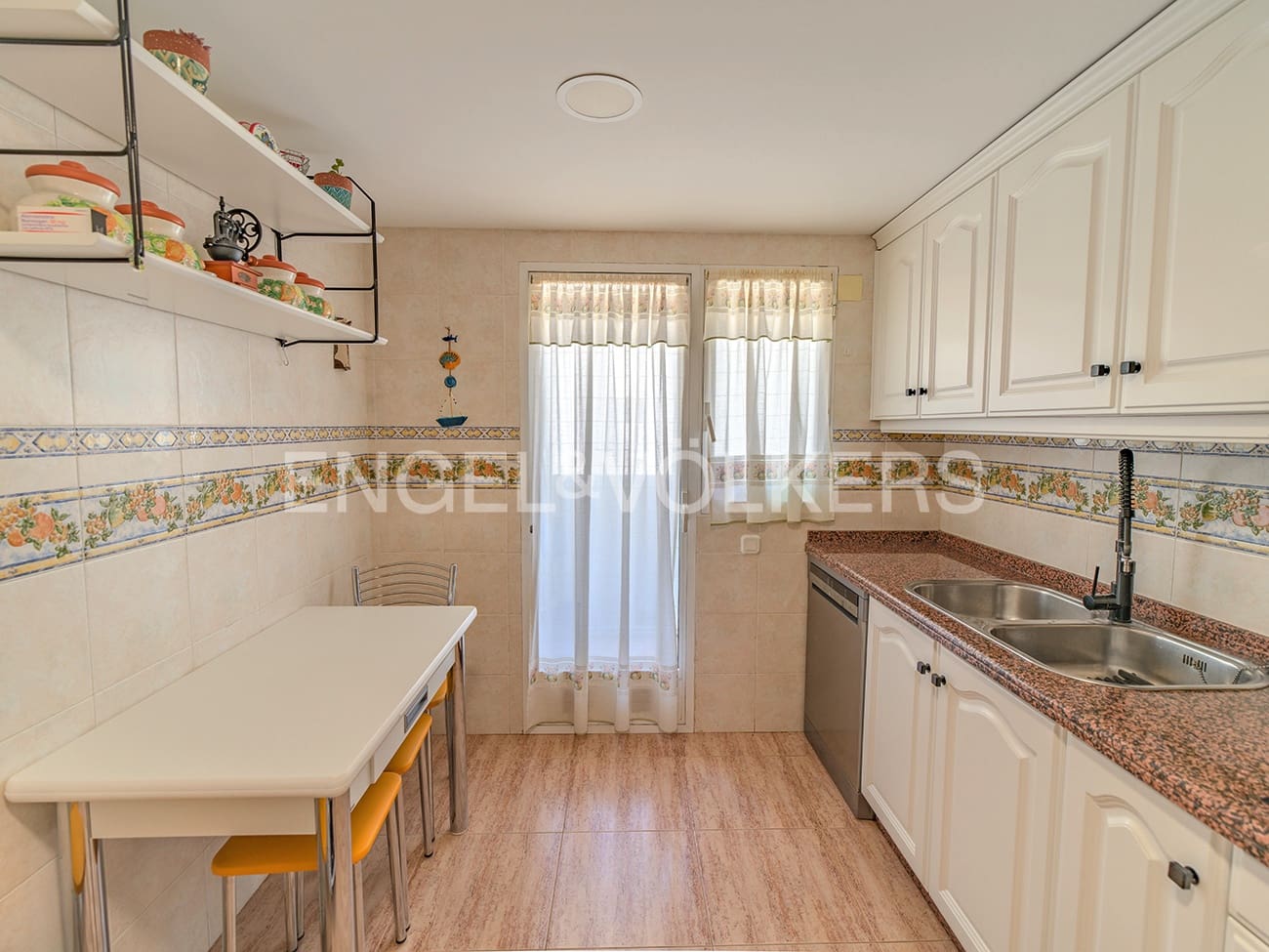 3 soveværelse Penthouse til salg i Alicante by med garage - € 490.000 (Ref: 9051809)