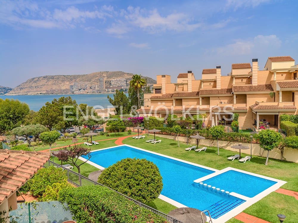 5 bedroom Semi-detached Villa for sale in Alicante / Alacant city with pool garage - € 940,000 (Ref: 9082762)