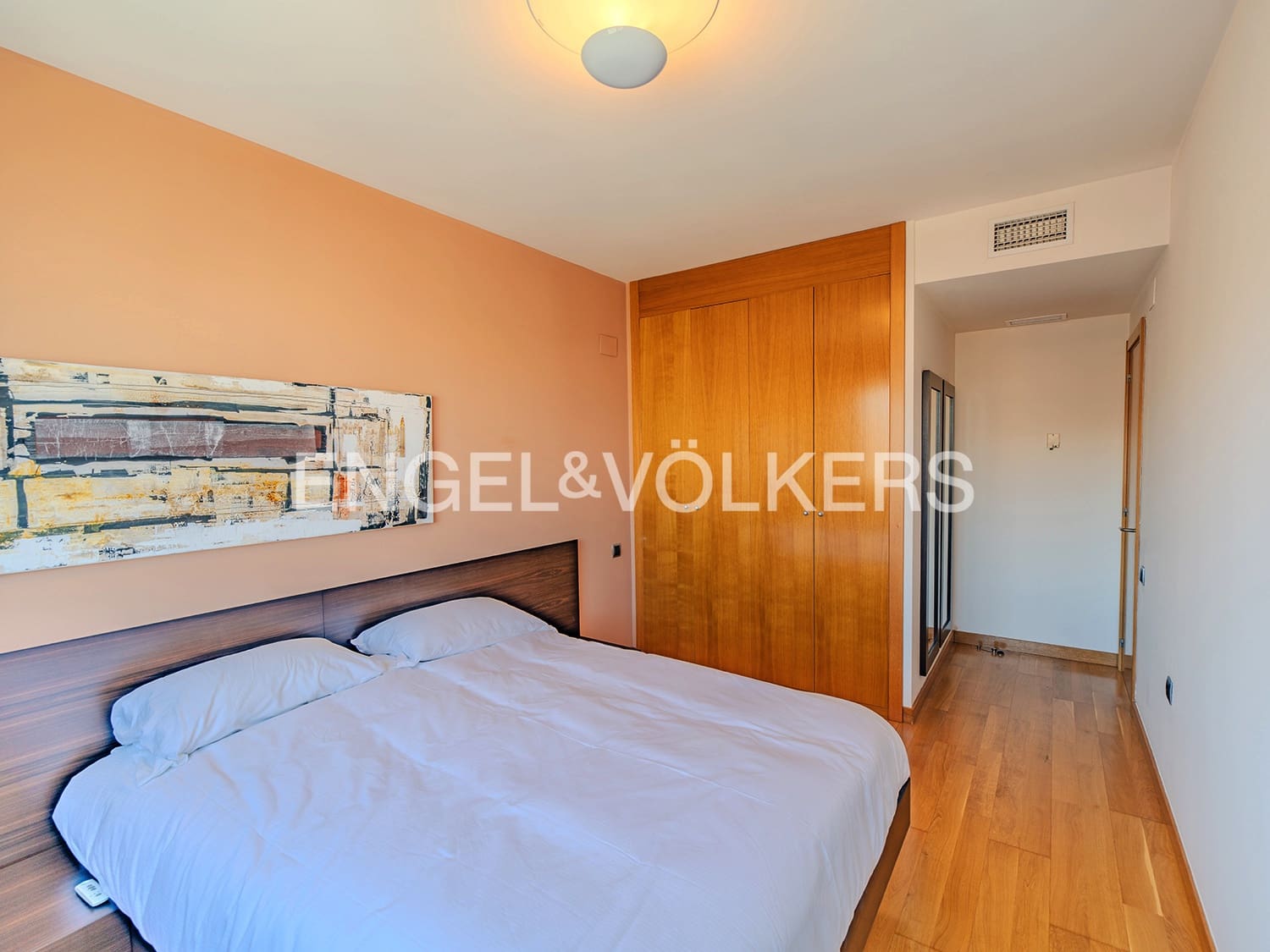 4 bedroom Penthouse for sale in Alicante / Alacant city with garage - € 1,080,000 (Ref: 9084292)