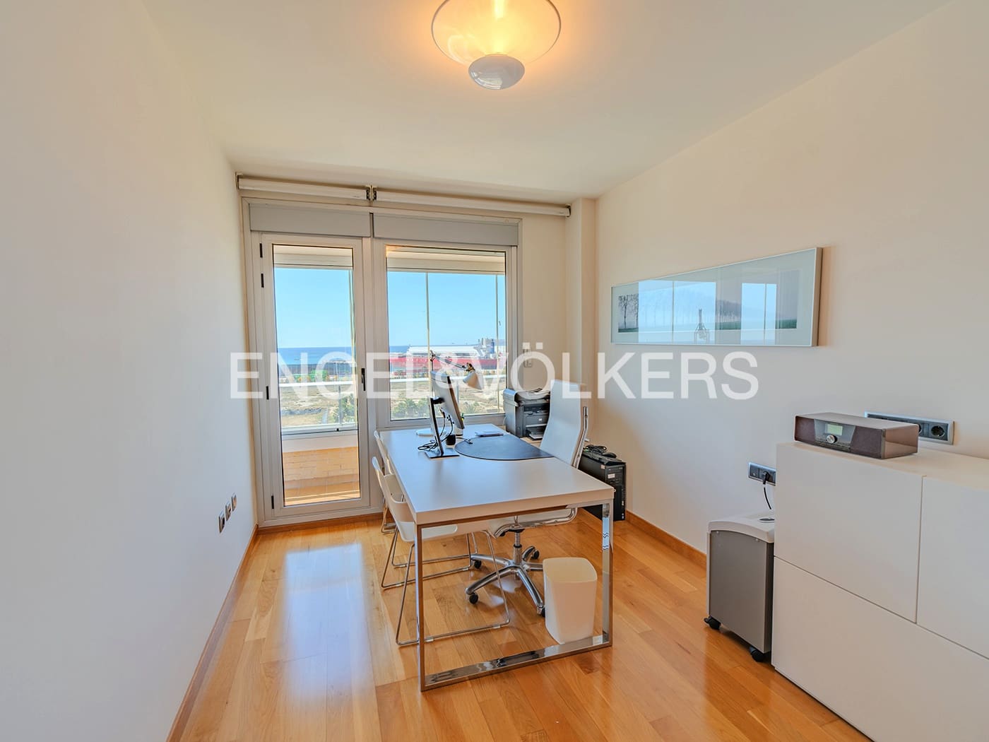 4 bedroom Penthouse for sale in Alicante / Alacant city with garage - € 1,080,000 (Ref: 9084292)