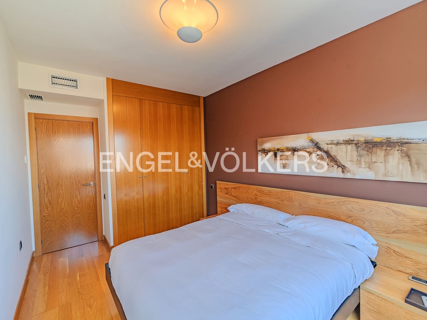 4 bedroom Penthouse for sale in Alicante / Alacant city with garage - € 1,080,000 (Ref: 9084292)