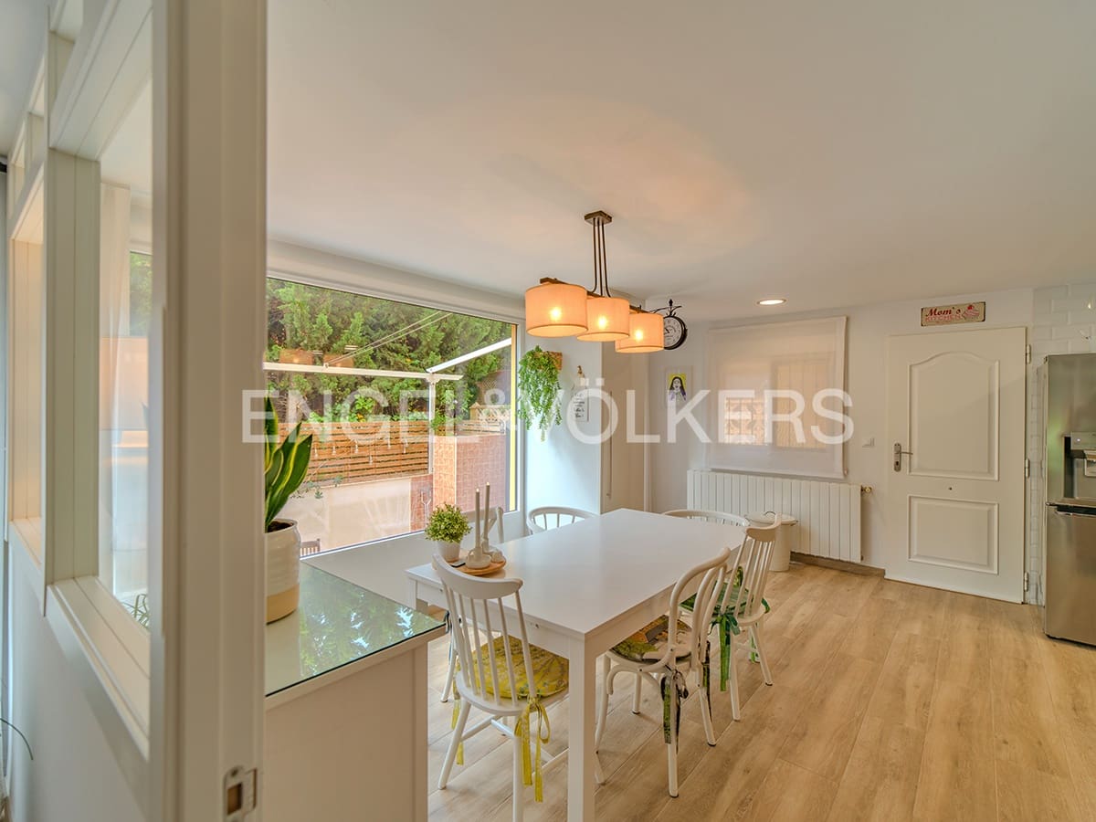 4 soverom Kjedet enebolig til salgs i San Juan de Alicante / Sant Joan d'Alacant med svømmebasseng garasje - € 550 000 (Ref: 9087131)