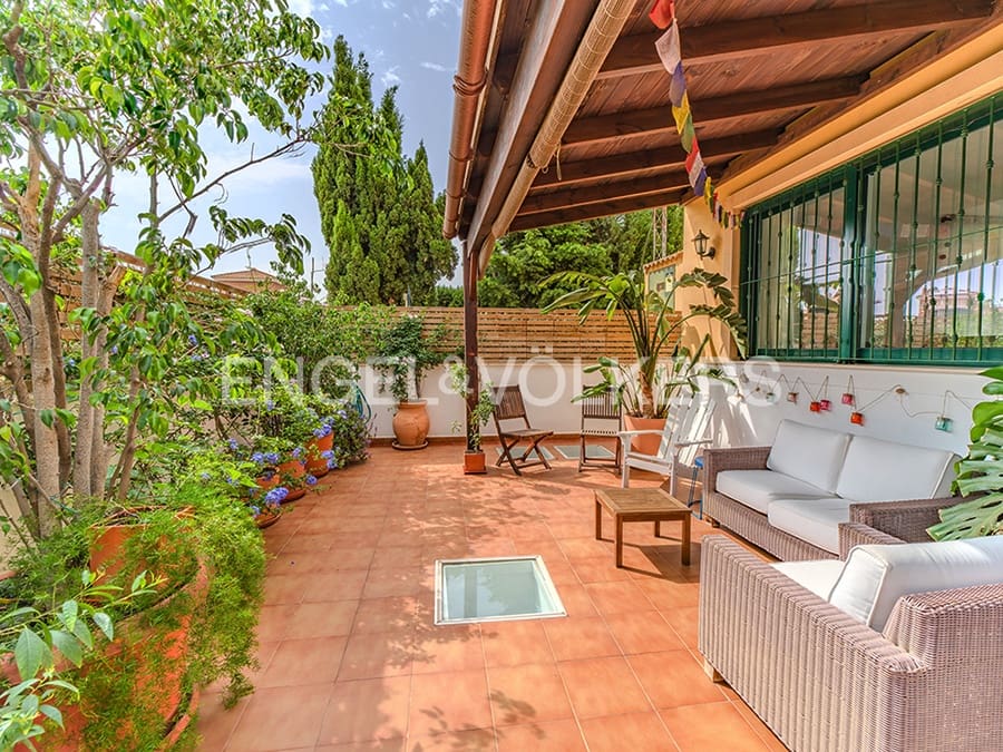 4 soverom Kjedet enebolig til salgs i San Juan de Alicante / Sant Joan d'Alacant med svømmebasseng garasje - € 550 000 (Ref: 9087131)