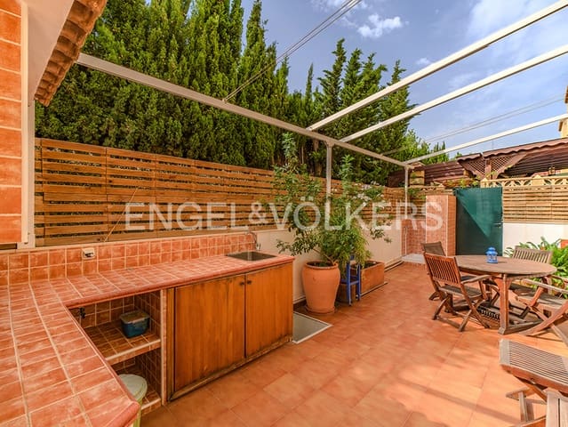 4 bedroom Semi-detached Villa for sale in San Juan de Alicante / Sant Joan d'Alacant with pool garage - € 550,000 (Ref: 9087131)