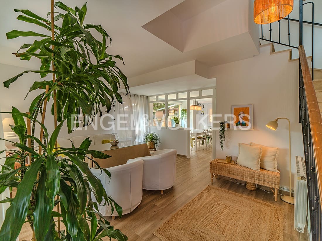 4 soverom Kjedet enebolig til salgs i San Juan de Alicante / Sant Joan d'Alacant med svømmebasseng garasje - € 550 000 (Ref: 9087131)