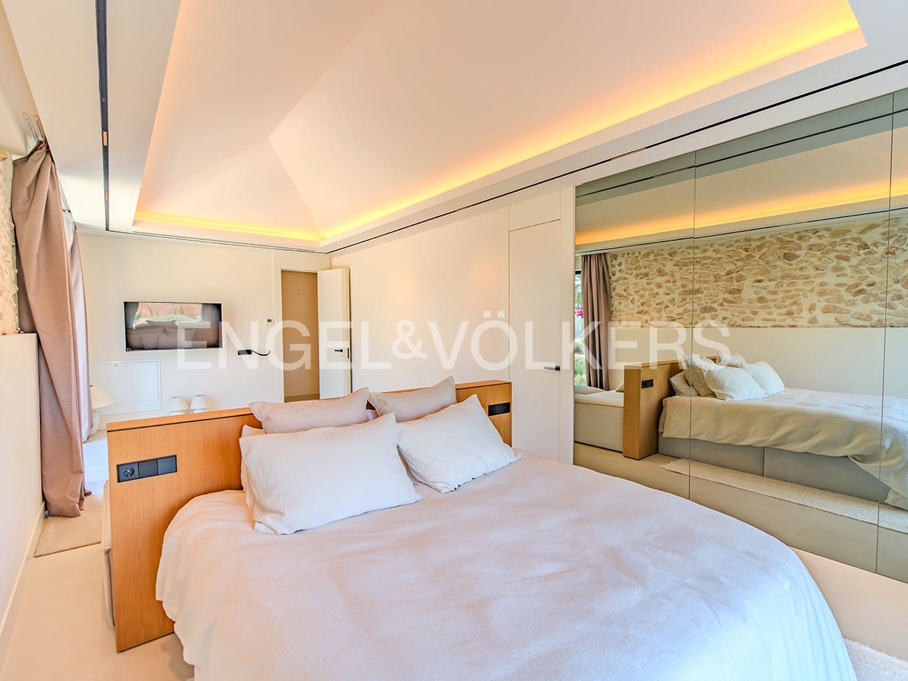 5 soveværelse Villa til salg i Elche / Elx med swimmingpool garage - € 1.550.000 (Ref: 9103466)