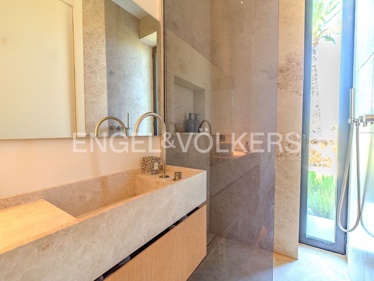 5 soveværelse Villa til salg i Elche / Elx med swimmingpool garage - € 1.550.000 (Ref: 9103466)