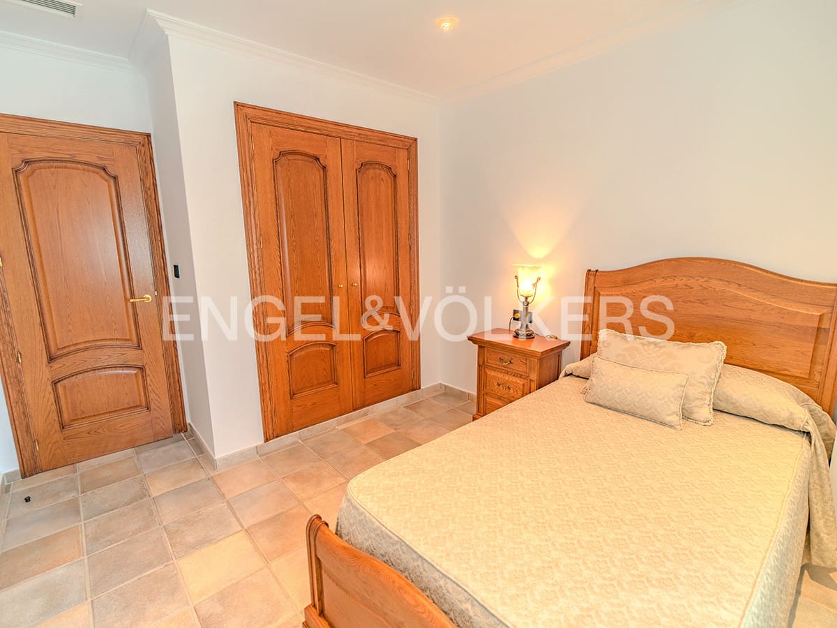 4 chambre Villa/Maison à vendre à Muchamiel / Mutxamel avec piscine garage - 899 000 € (Ref: 9114957)