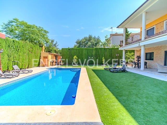 4 soveværelse Villa til salg i Muchamiel / Mutxamel med swimmingpool garage - € 899.000 (Ref: 9114957)