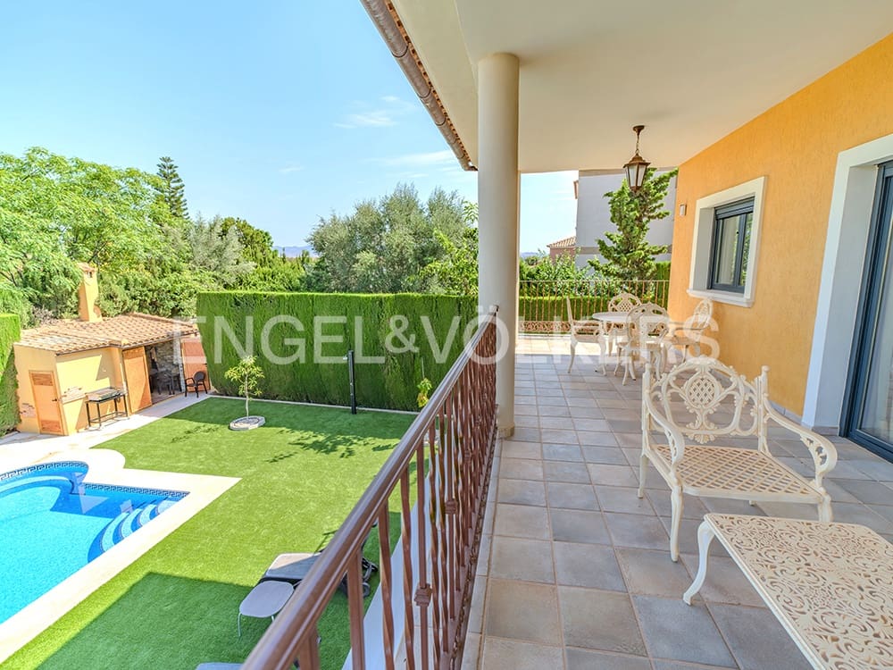 4 chambre Villa/Maison à vendre à Muchamiel / Mutxamel avec piscine garage - 899 000 € (Ref: 9114957)