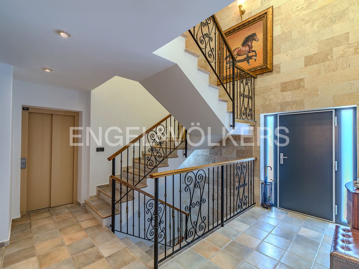 4 chambre Villa/Maison à vendre à Muchamiel / Mutxamel avec piscine garage - 899 000 € (Ref: 9114957)