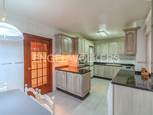 4 quarto Apartamento para venda em Ensanche - Diputacion, Alicante cidade com garagem - 475 000 € (Ref: 9156196)