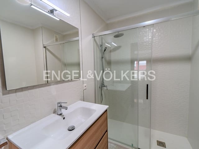 4 quarto Apartamento para venda em Ensanche - Diputacion, Alicante cidade com garagem - 475 000 € (Ref: 9156196)