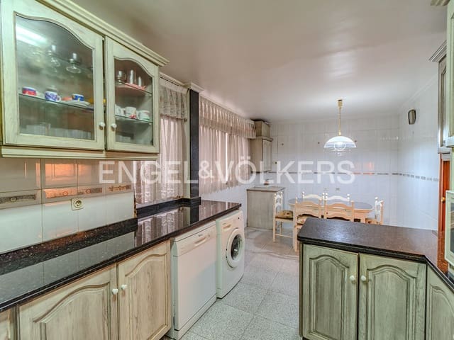 4 quarto Apartamento para venda em Ensanche - Diputacion, Alicante cidade com garagem - 475 000 € (Ref: 9156196)