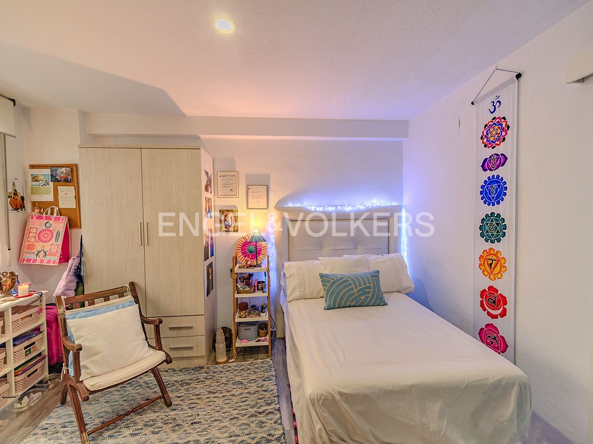 2 soveværelse Lejlighed til salg i Alicante by - € 280.000 (Ref: 9156204)