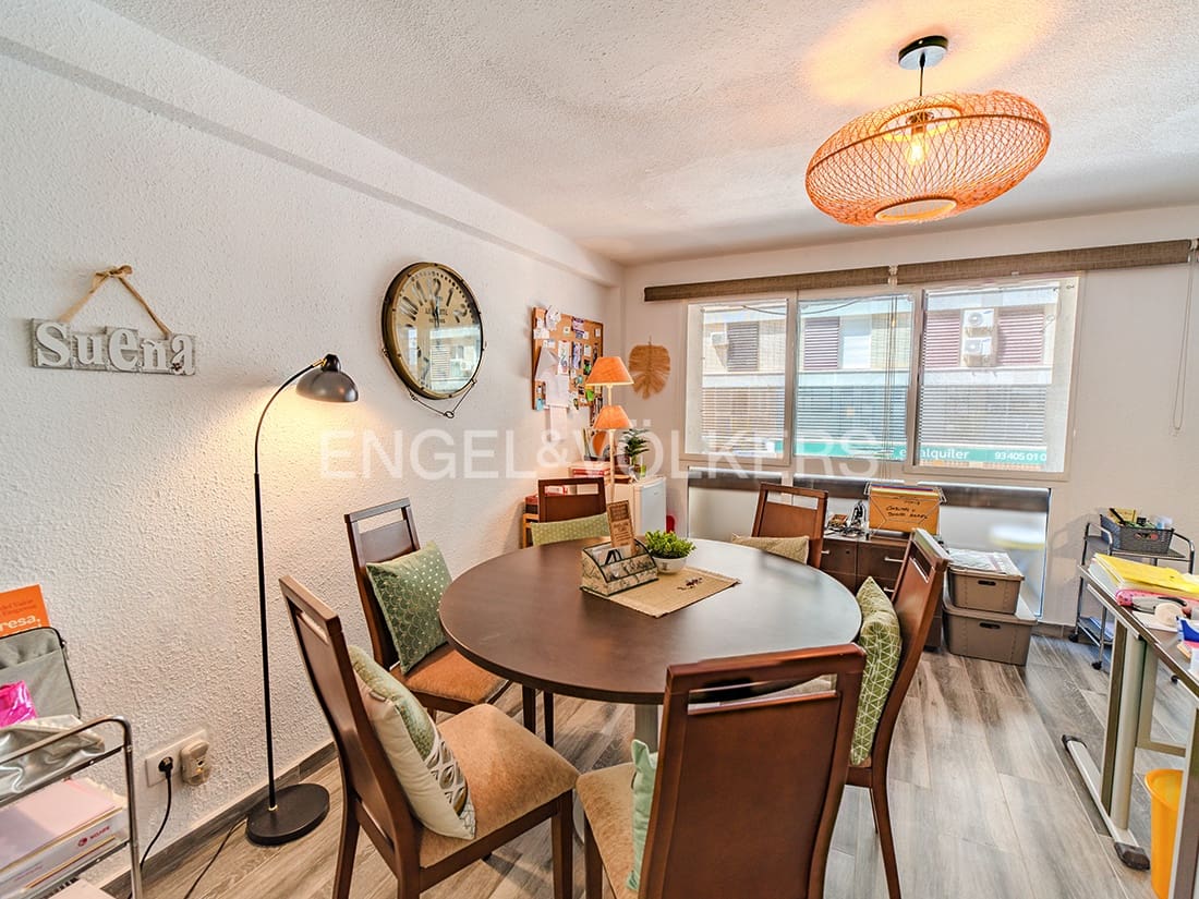 2 soveværelse Lejlighed til salg i Alicante by - € 280.000 (Ref: 9156204)