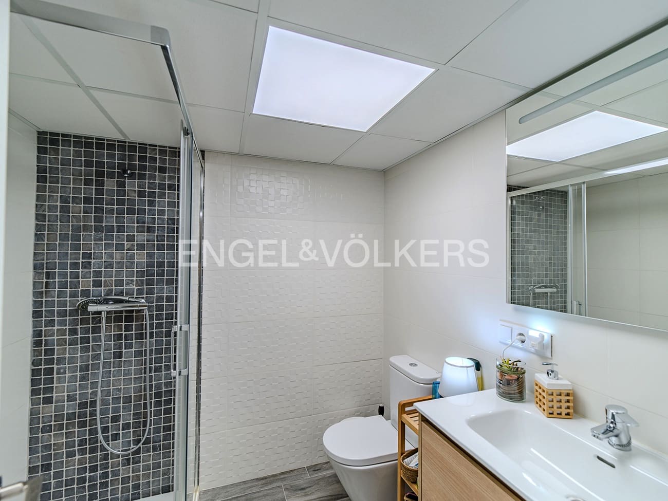 2 soveværelse Lejlighed til salg i Alicante by - € 280.000 (Ref: 9156204)