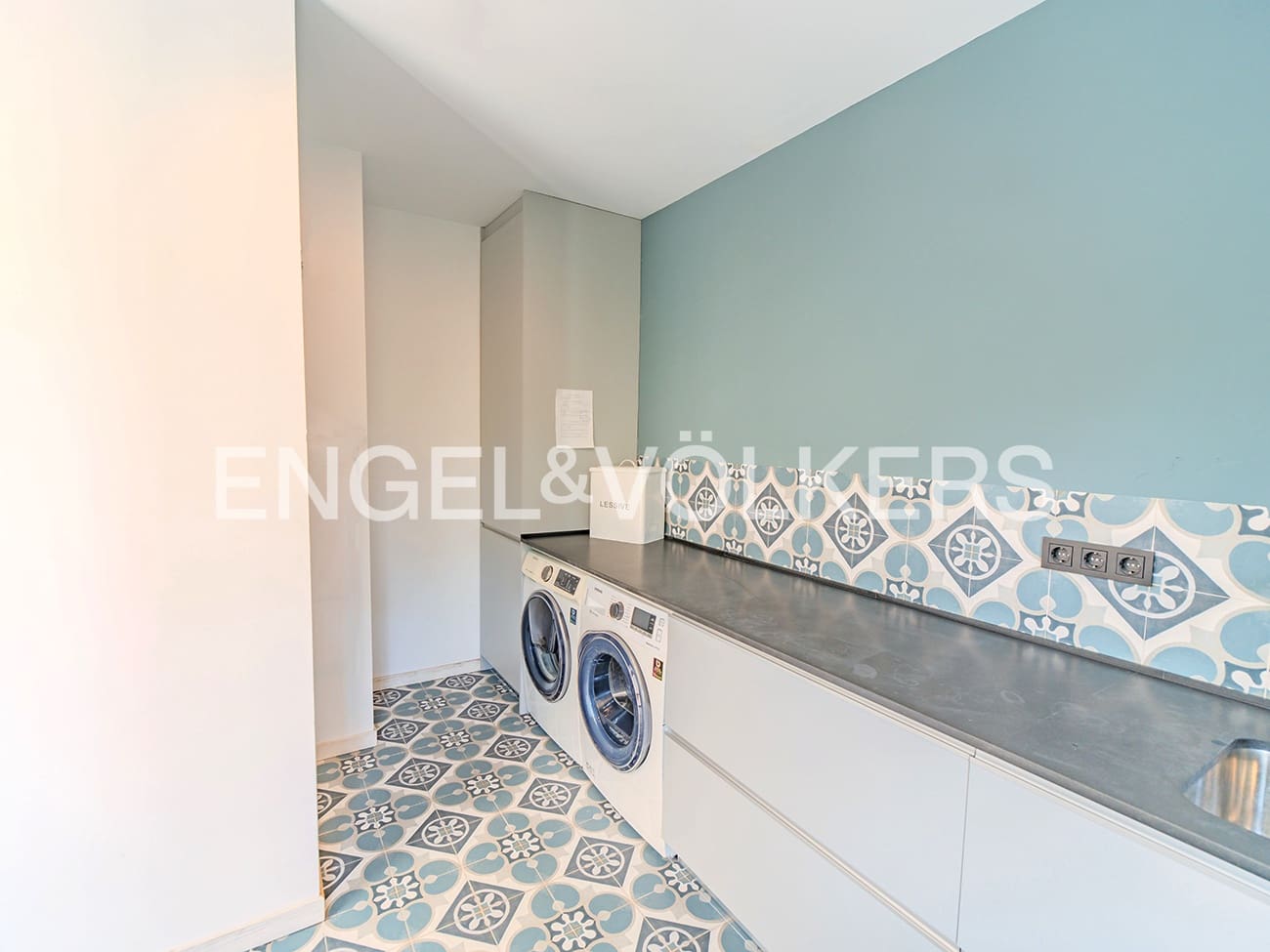 4 soveværelse Villa til salg i San Juan de Alicante / Sant Joan d'Alacant med swimmingpool garage - € 1.125.000 (Ref: 9161322)