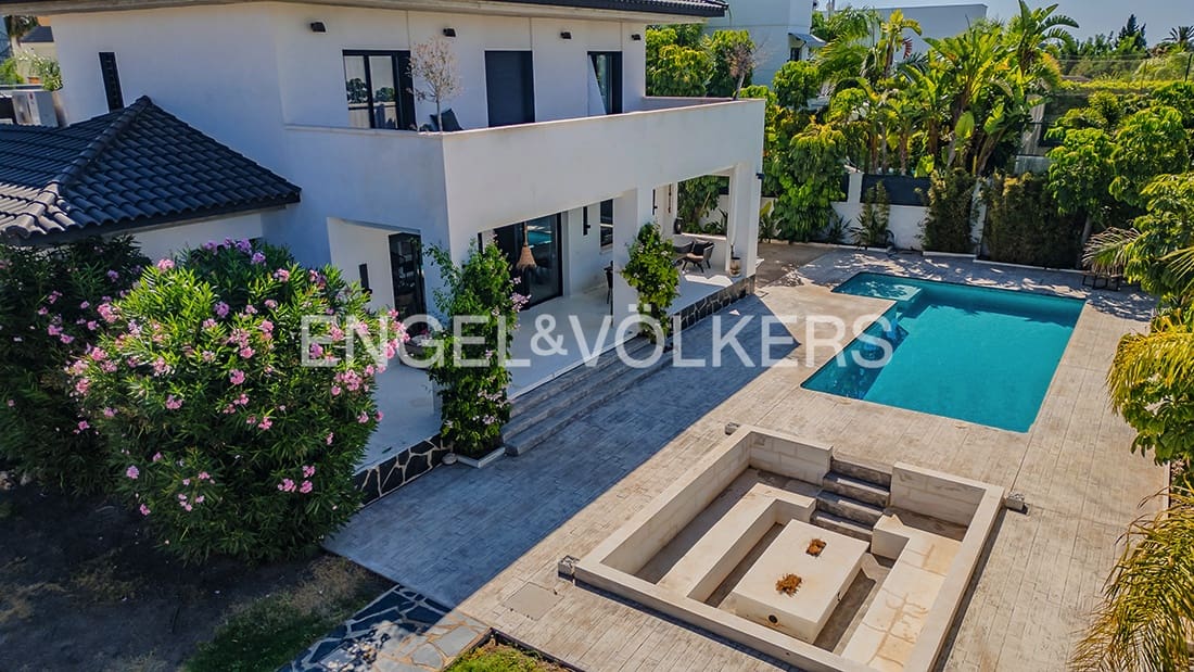 4 soveværelse Villa til salg i San Juan de Alicante / Sant Joan d'Alacant med swimmingpool garage - € 1.125.000 (Ref: 9161322)