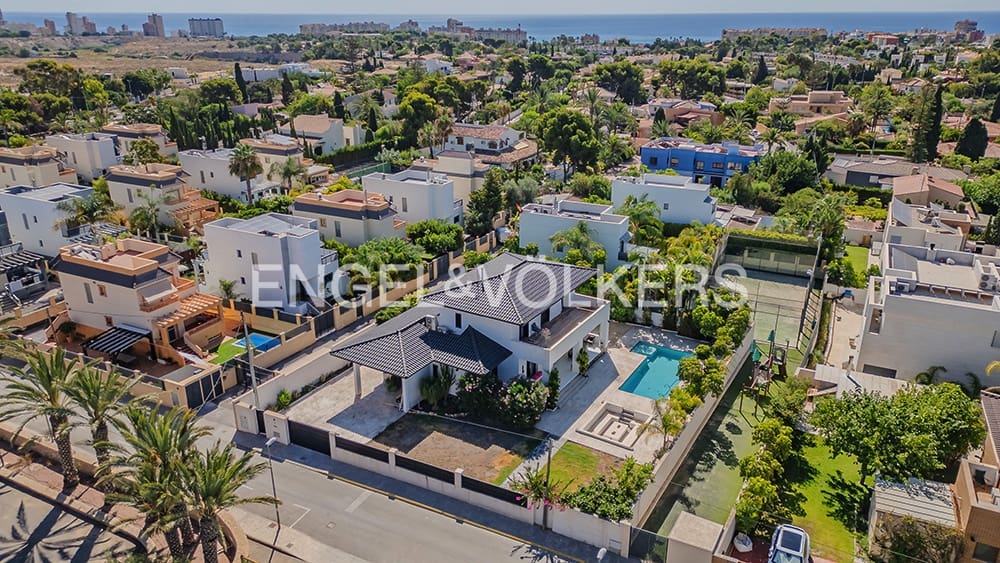 4 soveværelse Villa til salg i San Juan de Alicante / Sant Joan d'Alacant med swimmingpool garage - € 1.125.000 (Ref: 9161322)