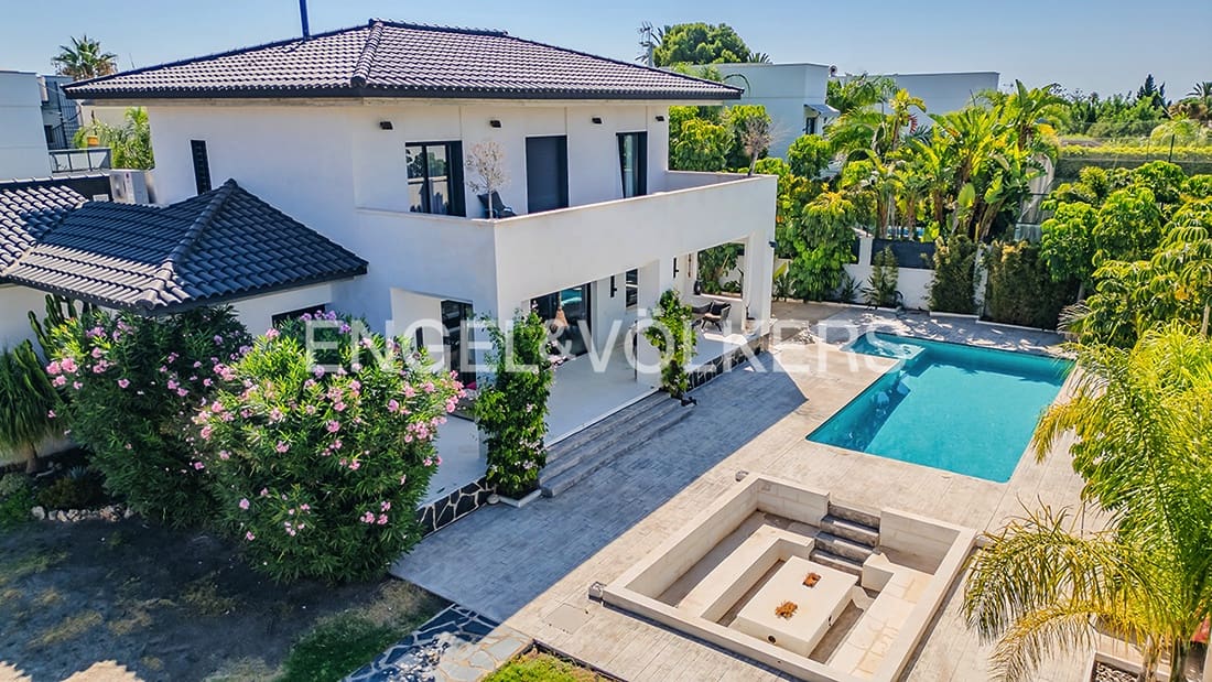 4 soveværelse Villa til salg i San Juan de Alicante / Sant Joan d'Alacant med swimmingpool garage - € 1.125.000 (Ref: 9161322)